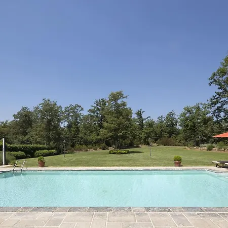 Campoleone Sleeps 12 Pool Wifi فيلة *