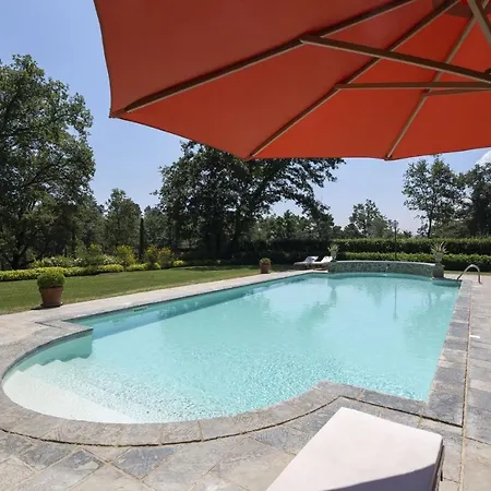 Campoleone Sleeps 12 Pool Wifi *